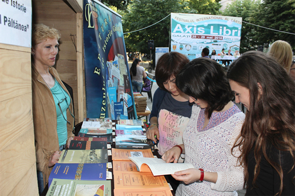 lansare de carte la targul international al cartii Axis Libri 2019